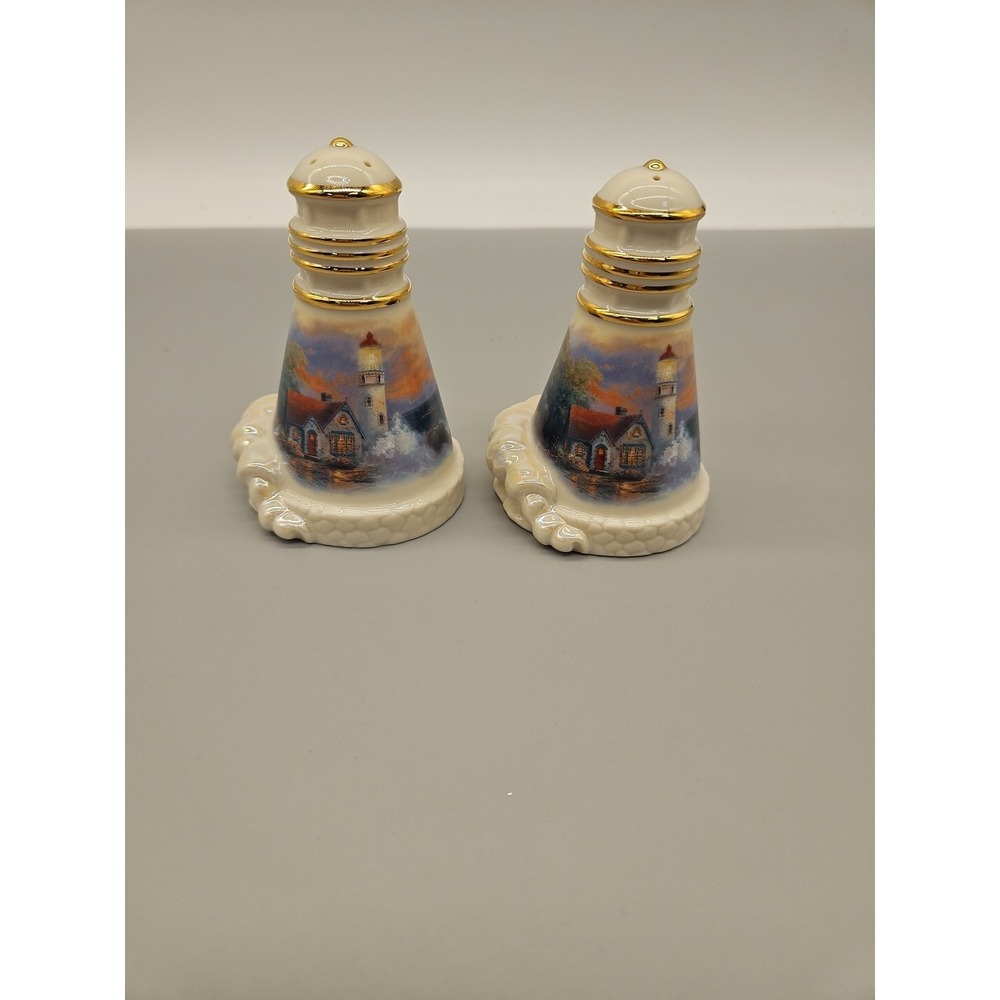 Lenox Thomas Kinkadeā Collection Lighthouse Salt & Pepper Shakers 3" 2002